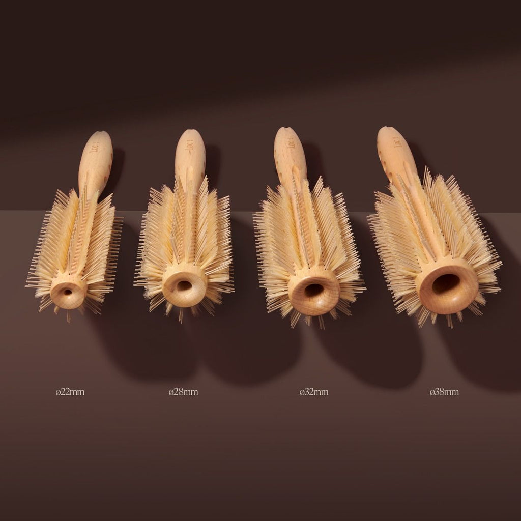 LOC The Bristle & Pin Round Brush